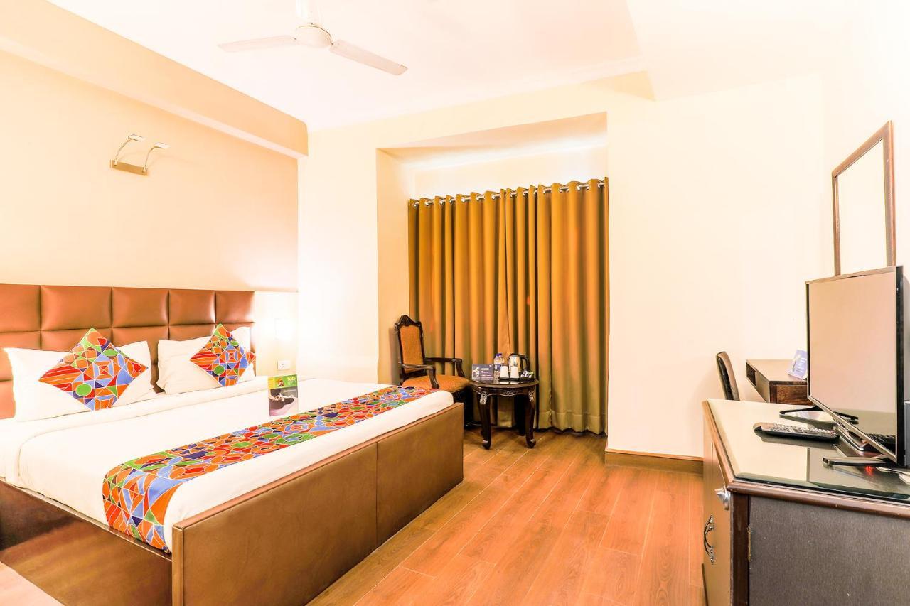 Fabhotel Conclave Boutique New Delhi Exterior foto